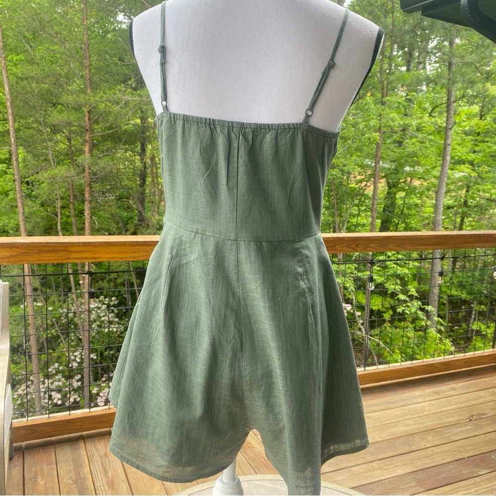 Love Crazy Sage Green Button-Front Romper size Small Beach Summer Cotton - Picture 7 of 17